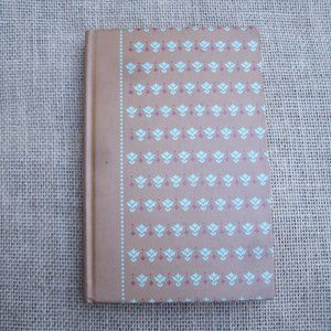 Yankee Ghosts by Hans Holzer haunting encounters paranormal